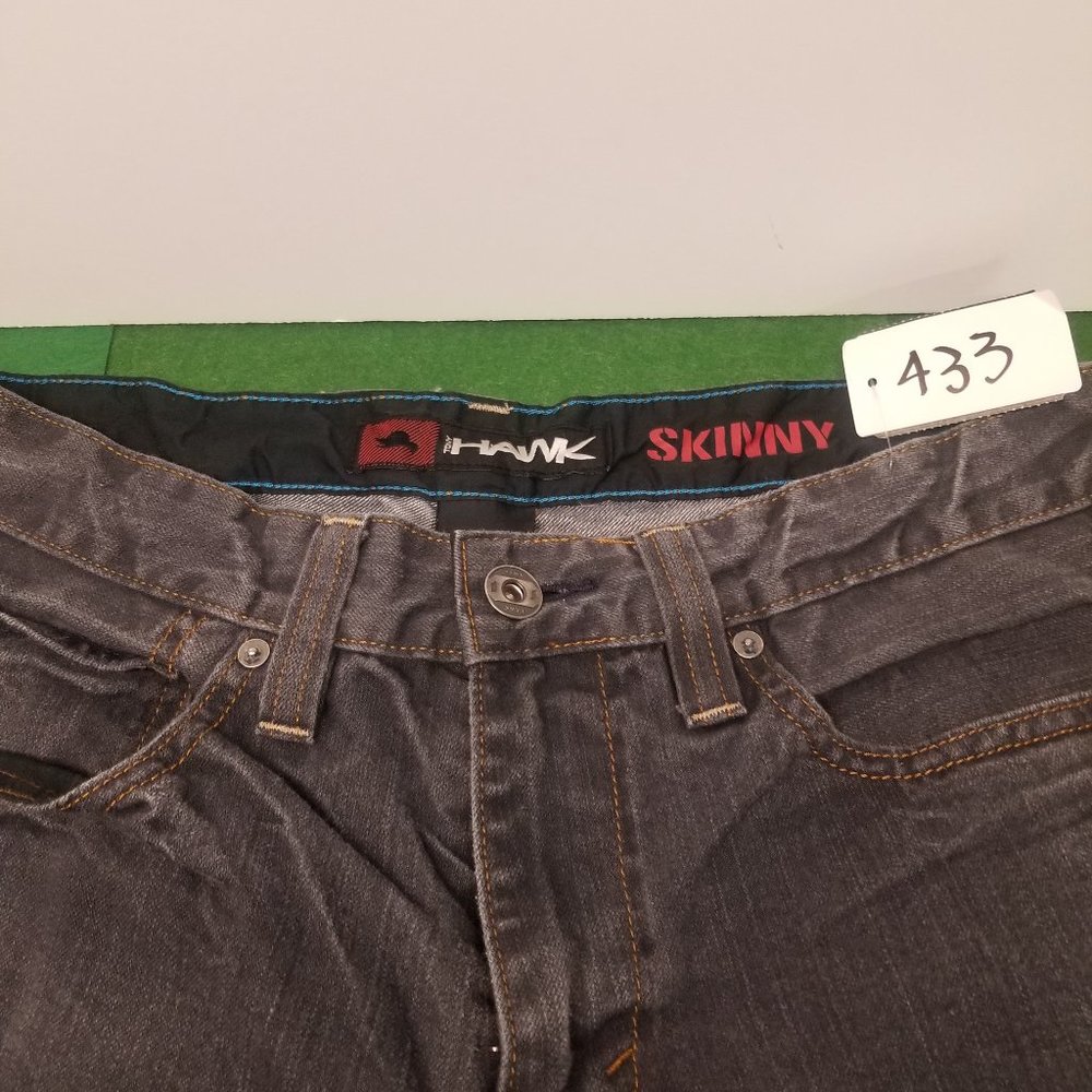 433 - Tony Hawk 32W 30L Skinny Jean